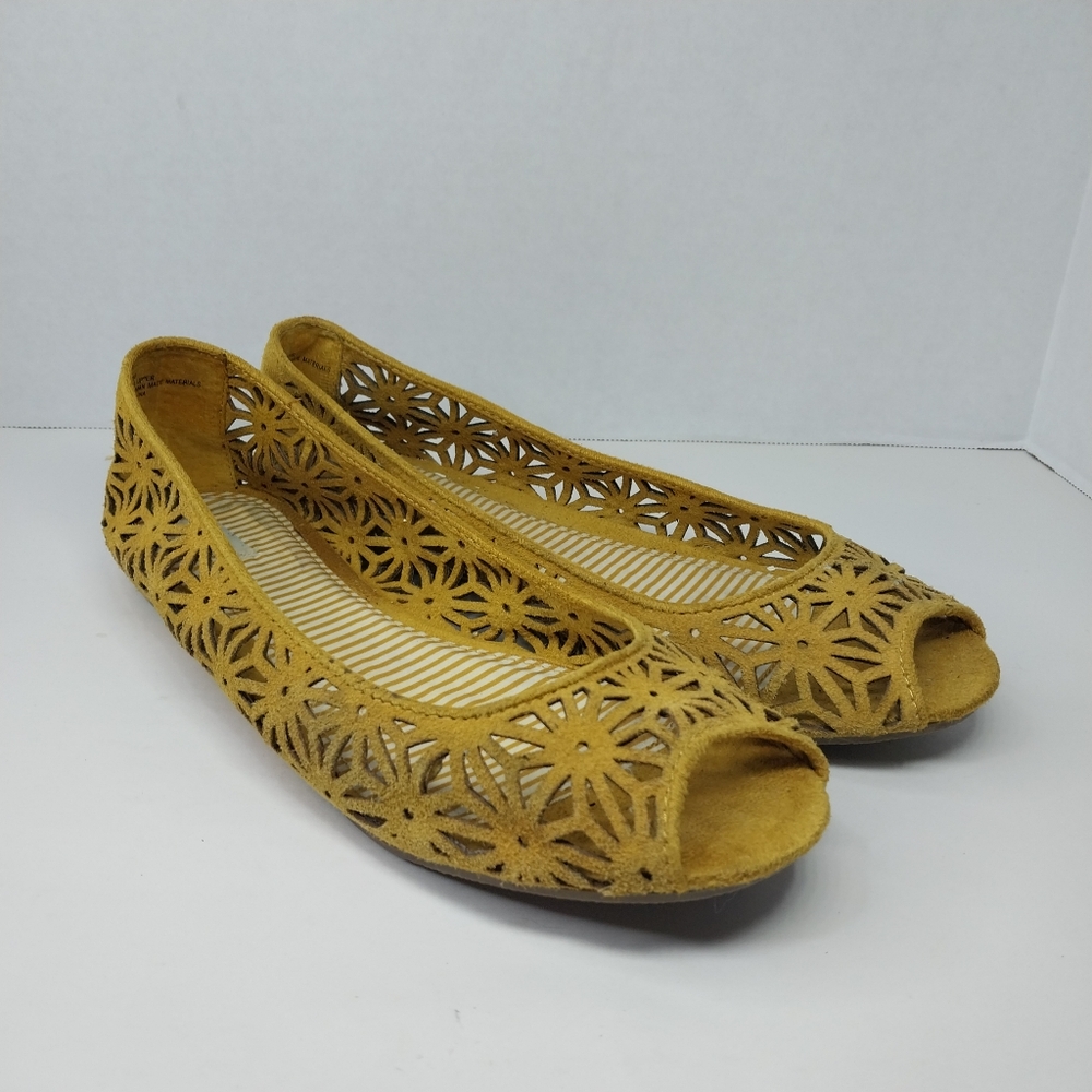 Olsenboye Womens Size 9 M Mustard Yellow Leather Geometric Hippie peep toe Shoes